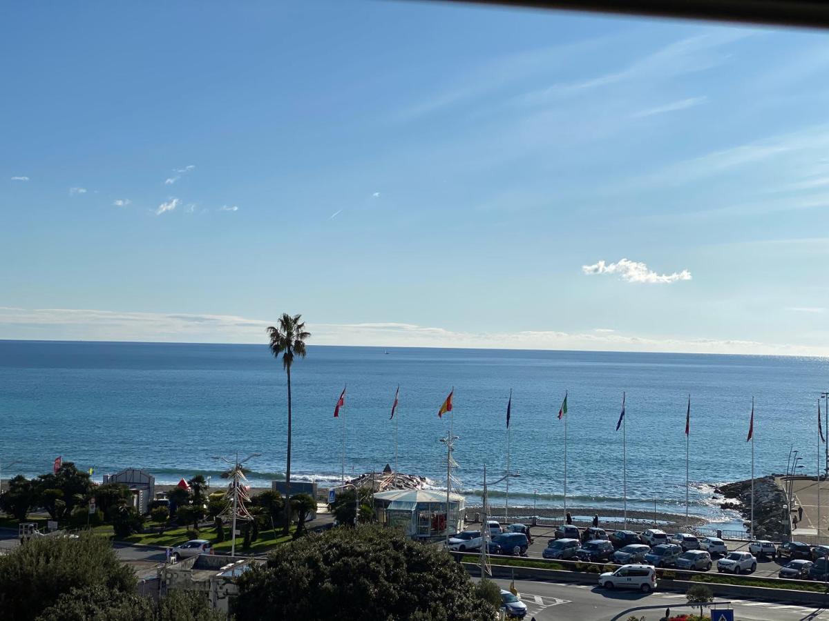 Casa Al Mare Apartment Varazze Exterior photo